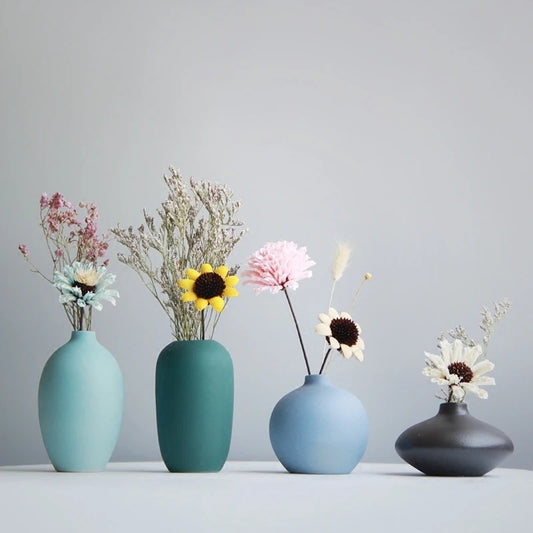 Vase Japonais Minimaliste pour Fleurs - Élégance et Simplicité